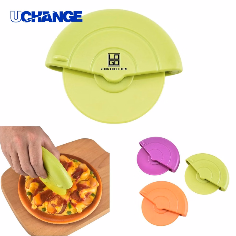 Gourmet Pizza Cutter with Plastic Blade for Kitchen