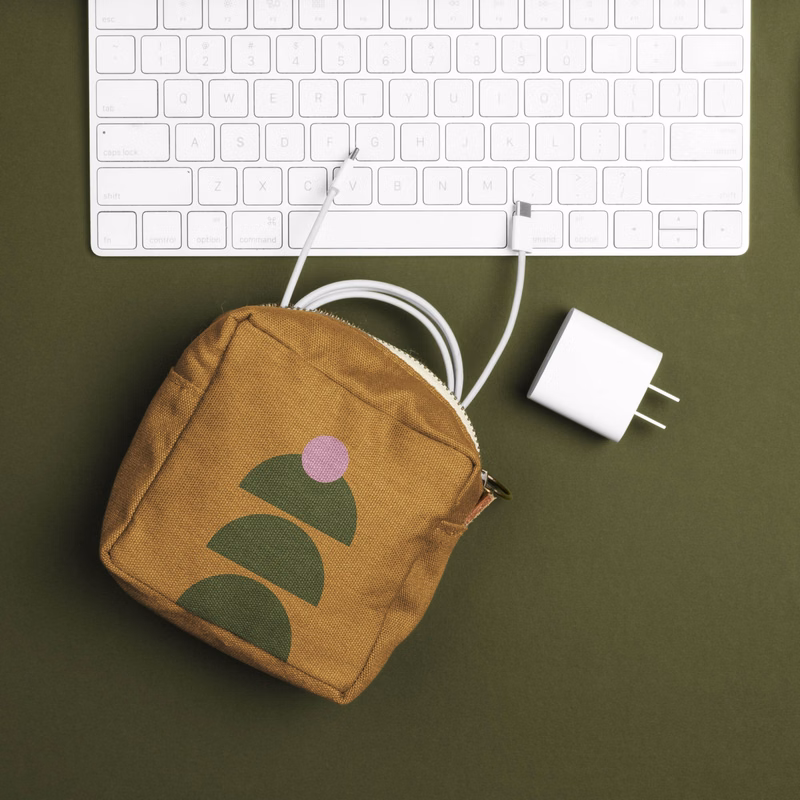 MOD POUCH MEDIUM - COLORED CANVAS WITH LEATHER TAB