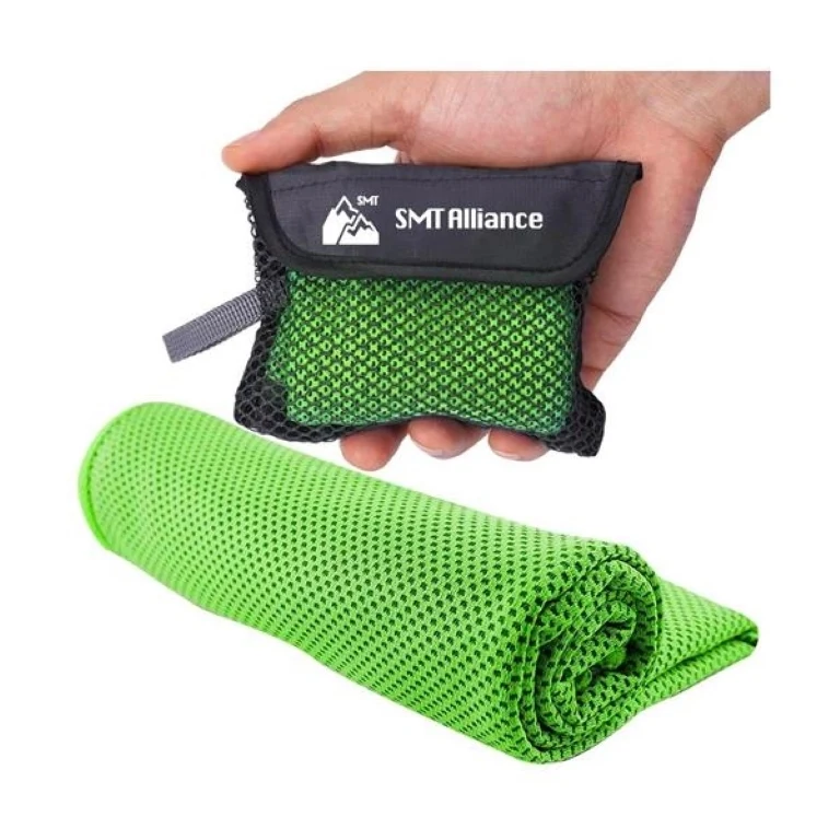 Cooling Towel in Pouch 1
