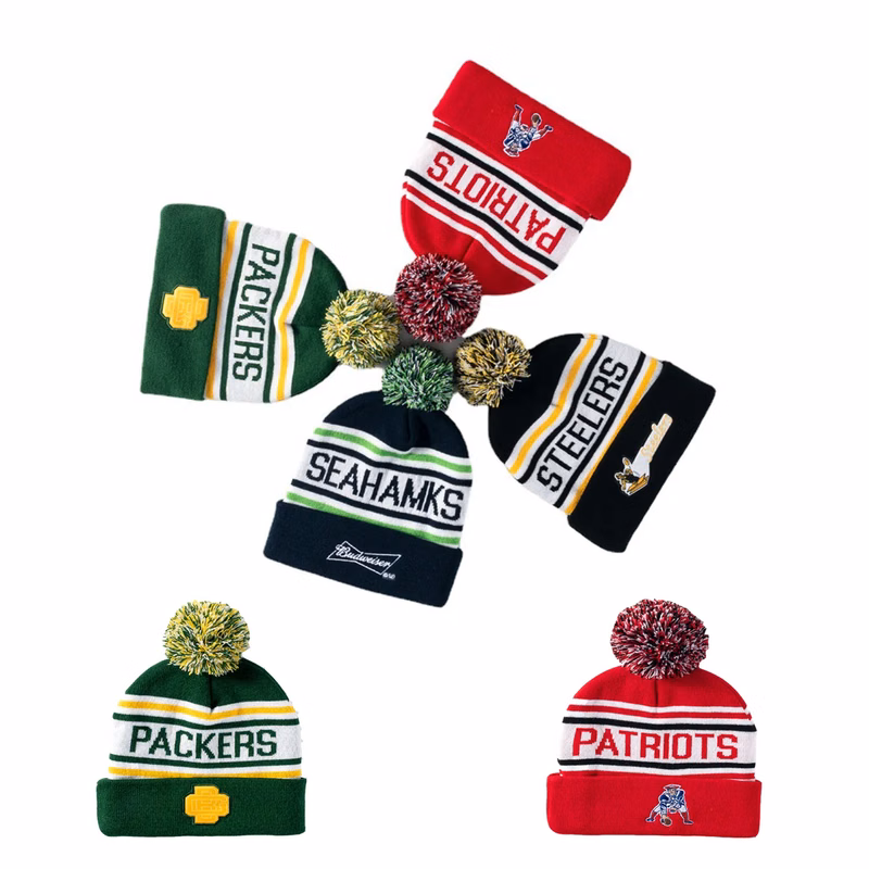 Knit Beanie w/Cuff & Pom