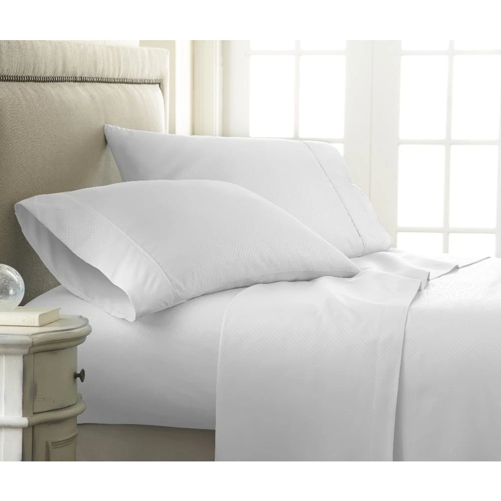 Premium Embossed Sheet Sets - White Cali King Checker Design 4 Set 1