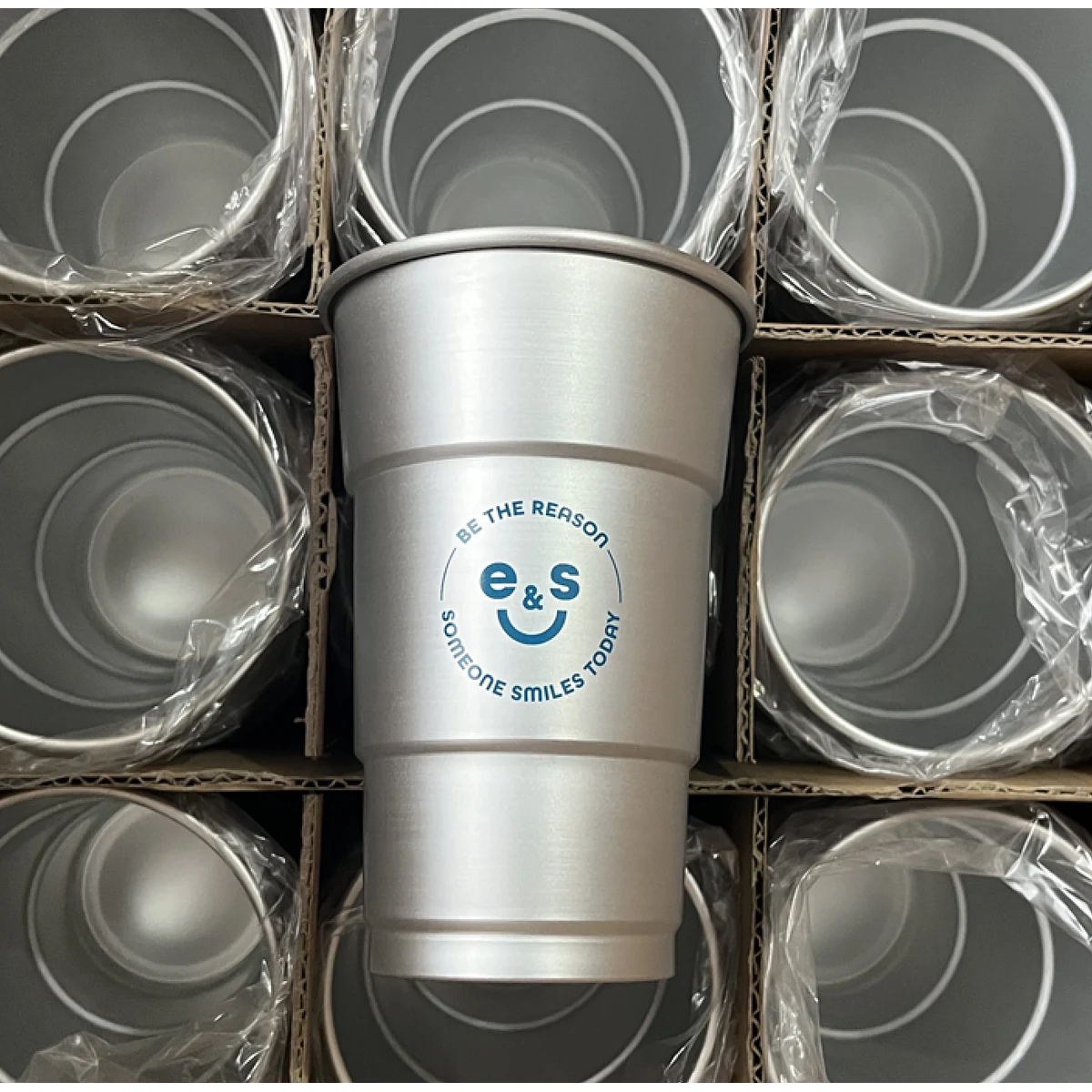 20 oz. Party Aluminum Beer Cup 1