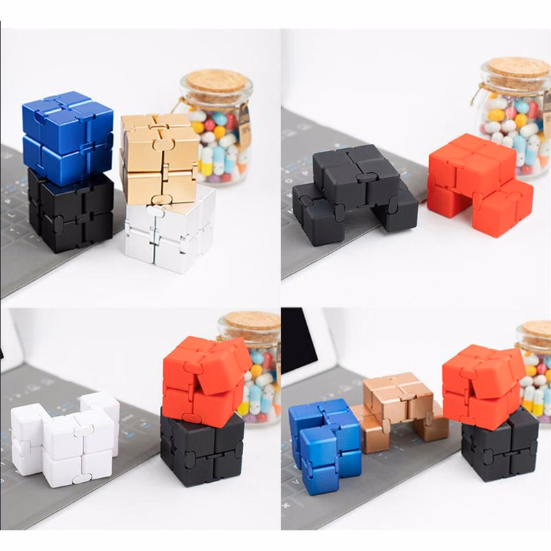 Infinite Finger Cube Toy