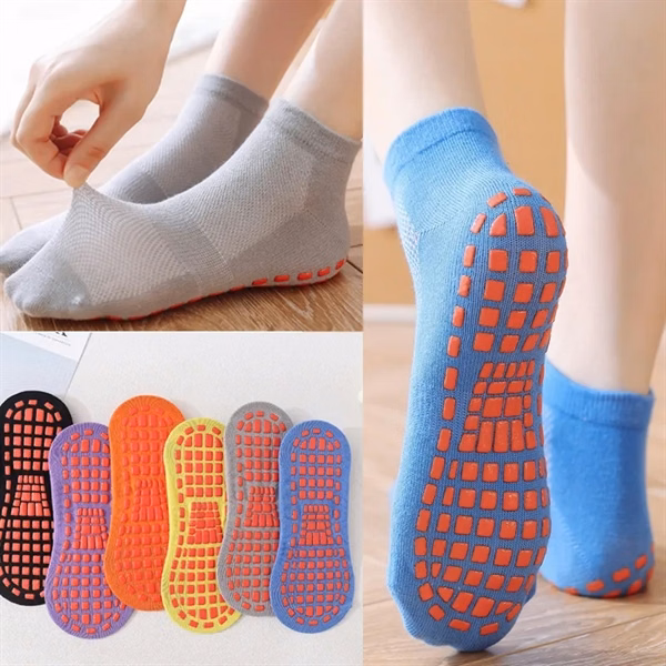 Custom Non-Slip Yoga Socks with Grip Sole — Breathable Fitness Studio Apparel