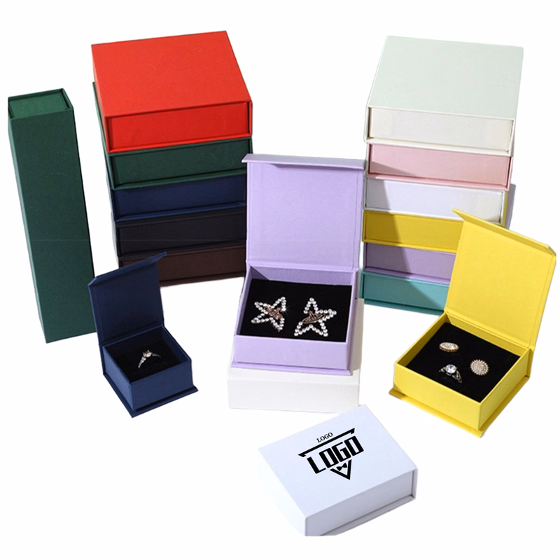 Elegant Magnetic Clasp Gift Box