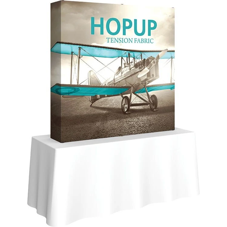 Hopup 5.5ft Curved Tabletop Fabric Display With Endcaps 1