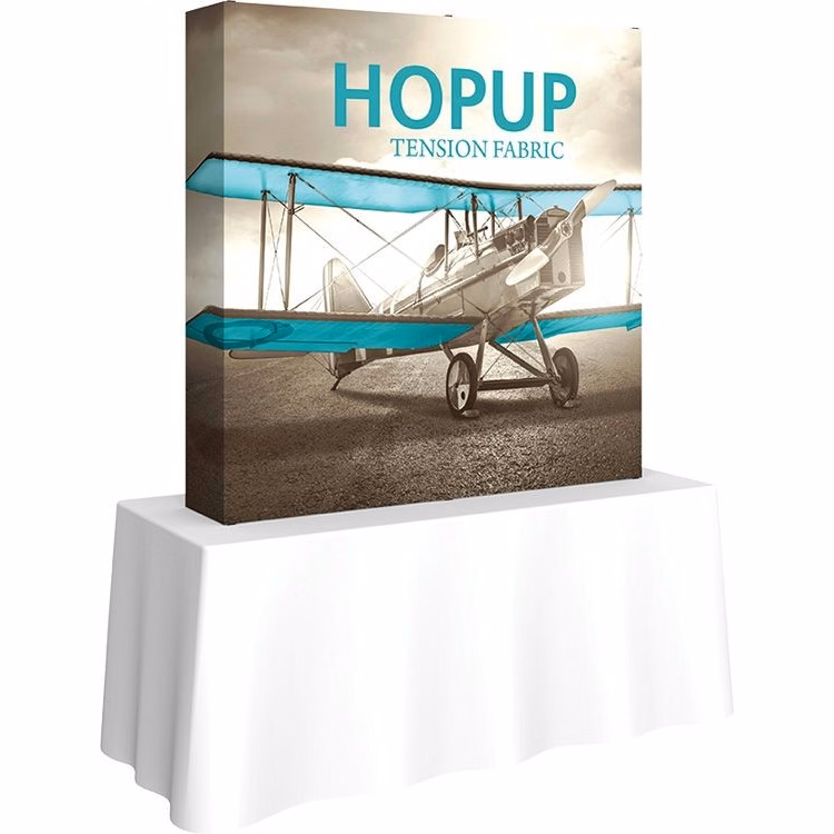 Hopup 5.5ft Curved Tabletop Fabric Display With Endcaps
