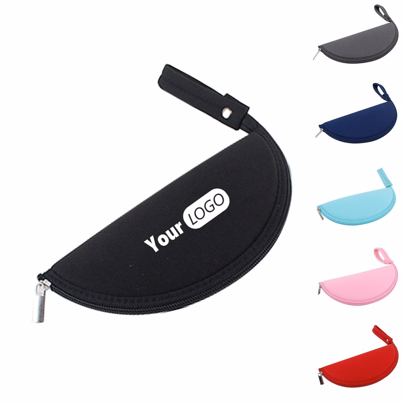Multifunctional mouse storage bag