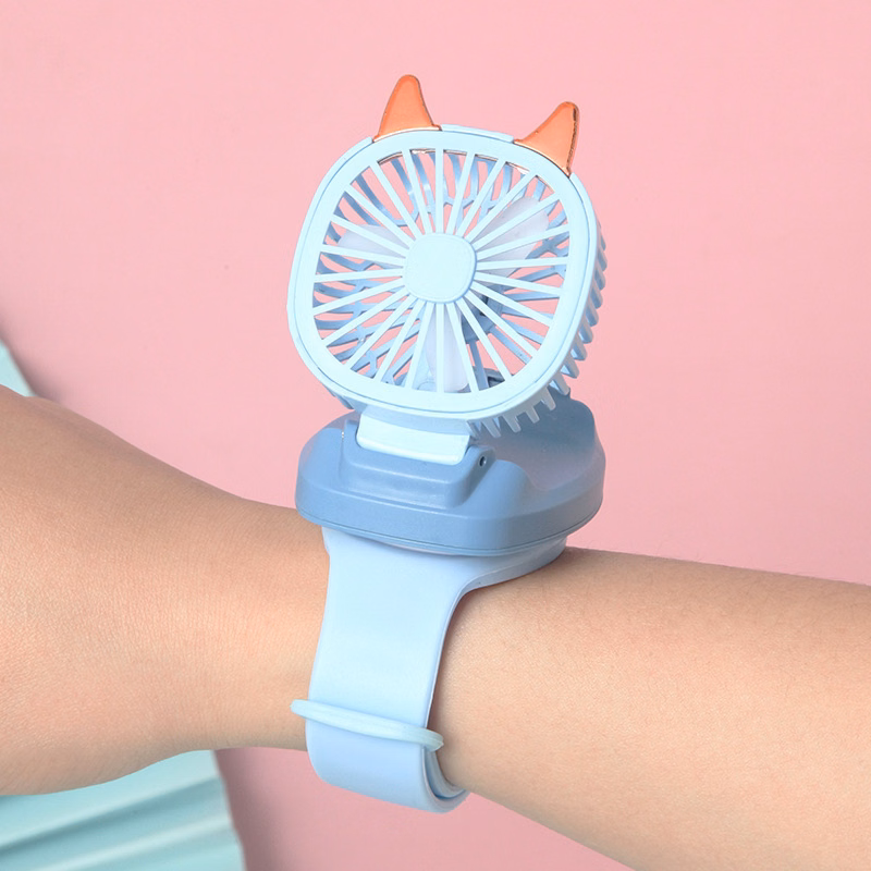 Cartoon Watch Fan