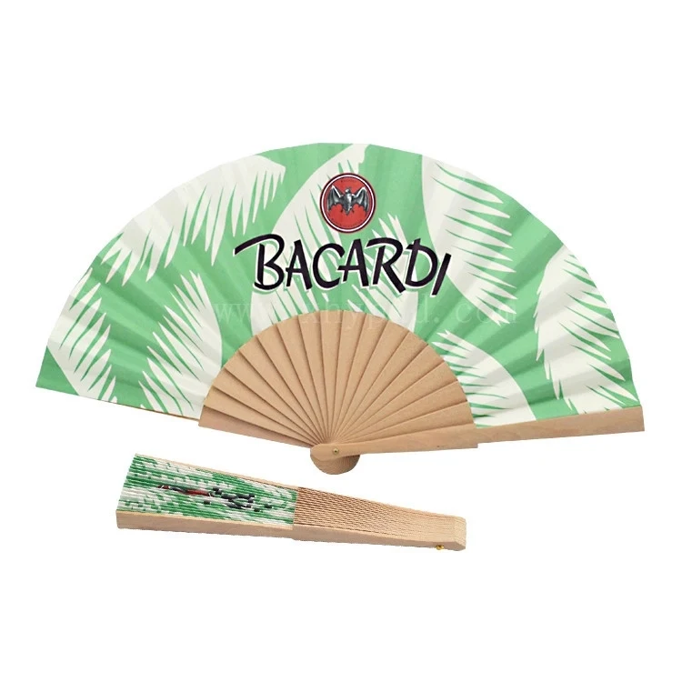 Folding Fan with Wooden Handle 1