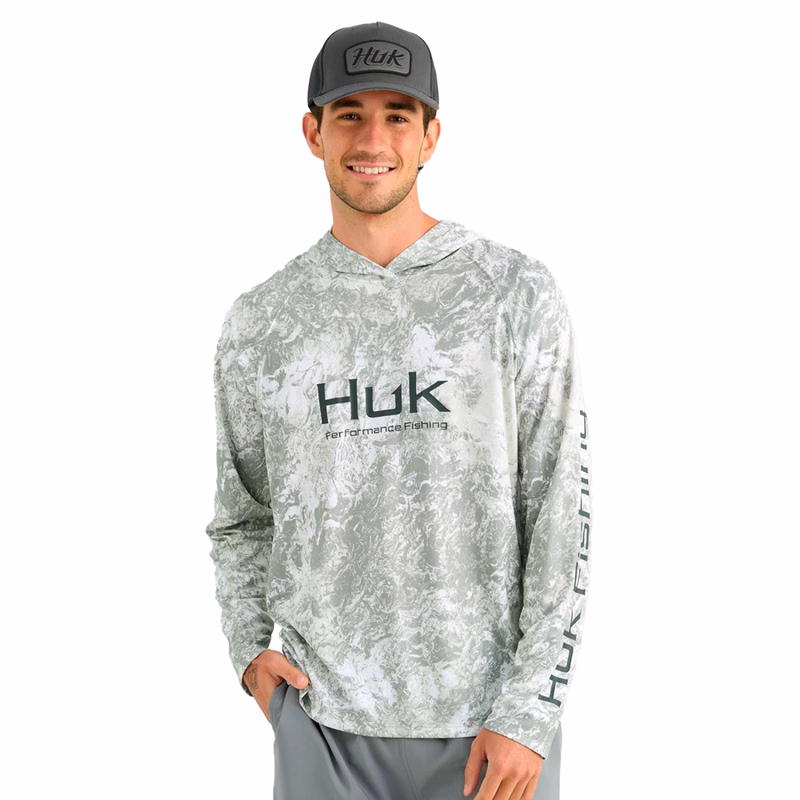 Huk® Men's Mossy Oak UVGuard Vent Hoodie