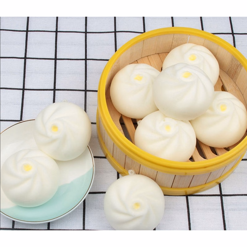 Squeeze the buns