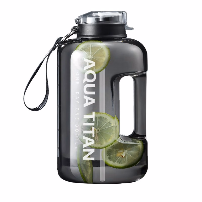 Large capacity sports water cup