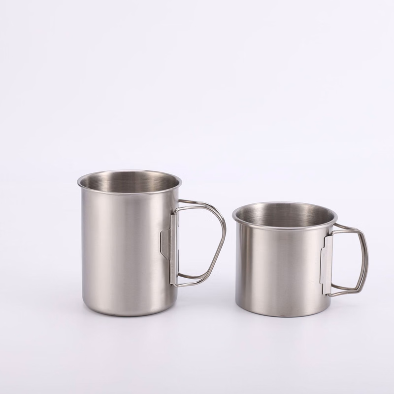 Foldable stainless steel cup
