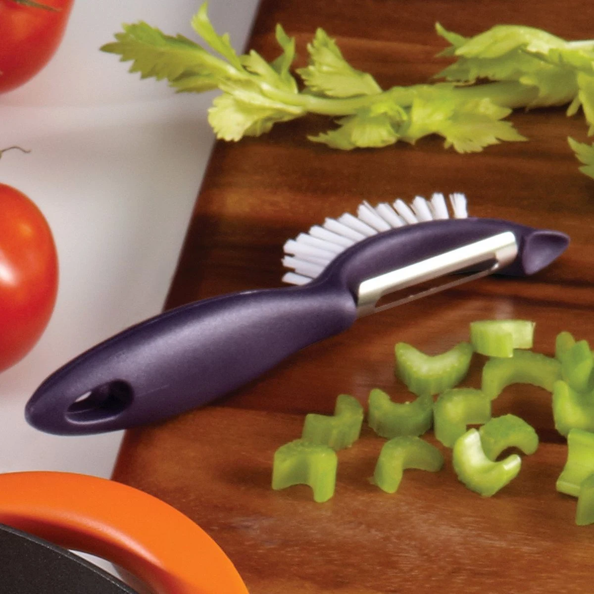 3 In 1 Veggie Brush Peeler 1