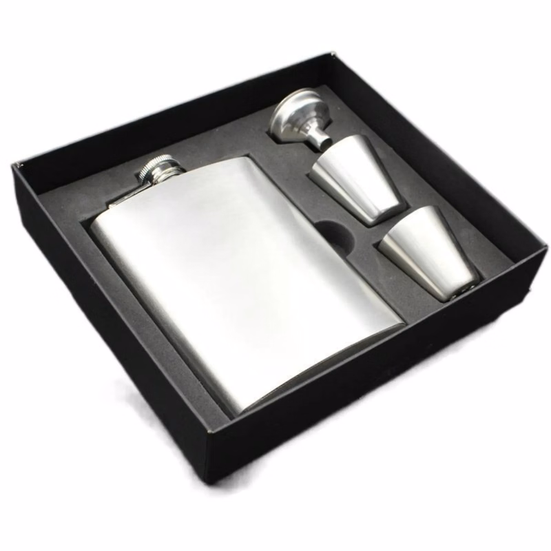 8 Oz Hip Flask Set