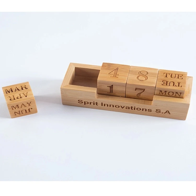 Creative wooden calendar 1