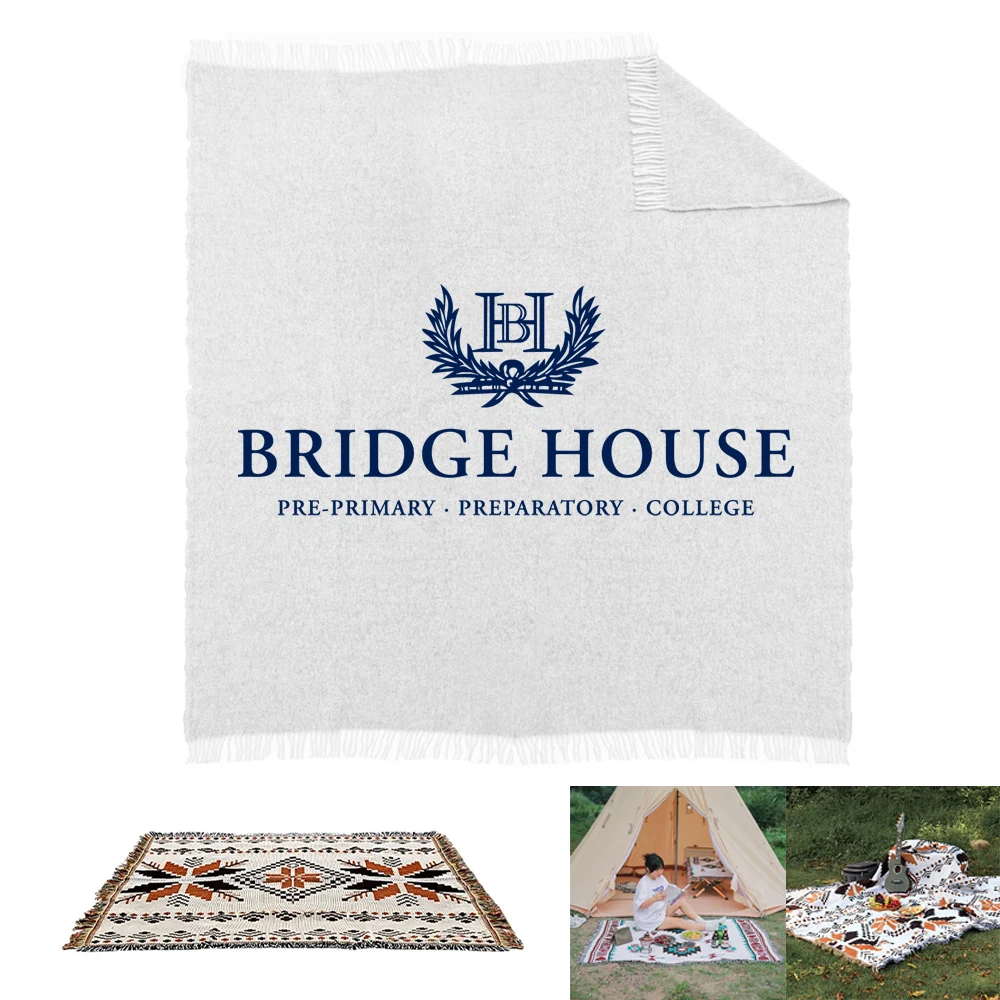 Cozy Outdoor Camping Blanket 1