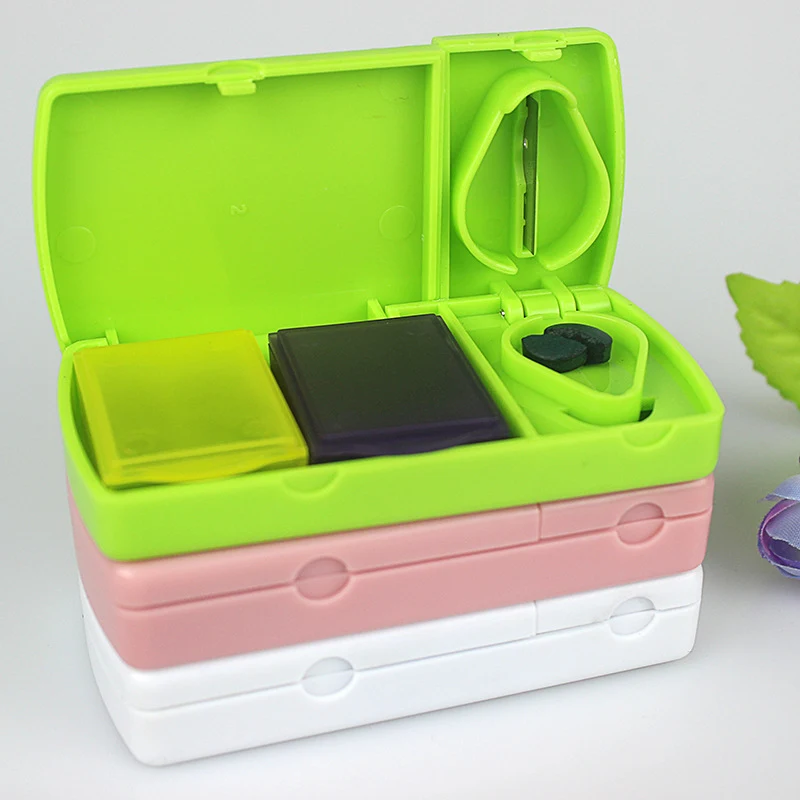 Pill Box With Cutter Splitter 1