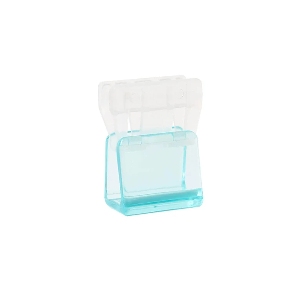 Colored Plastic Clip 1