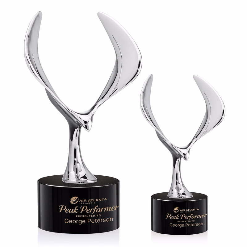 Maverick Eagle Award on Marvel Base - Black