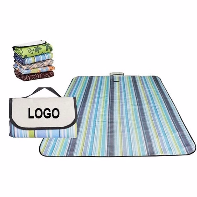 Plaid Roll-Up Picnic Blanket