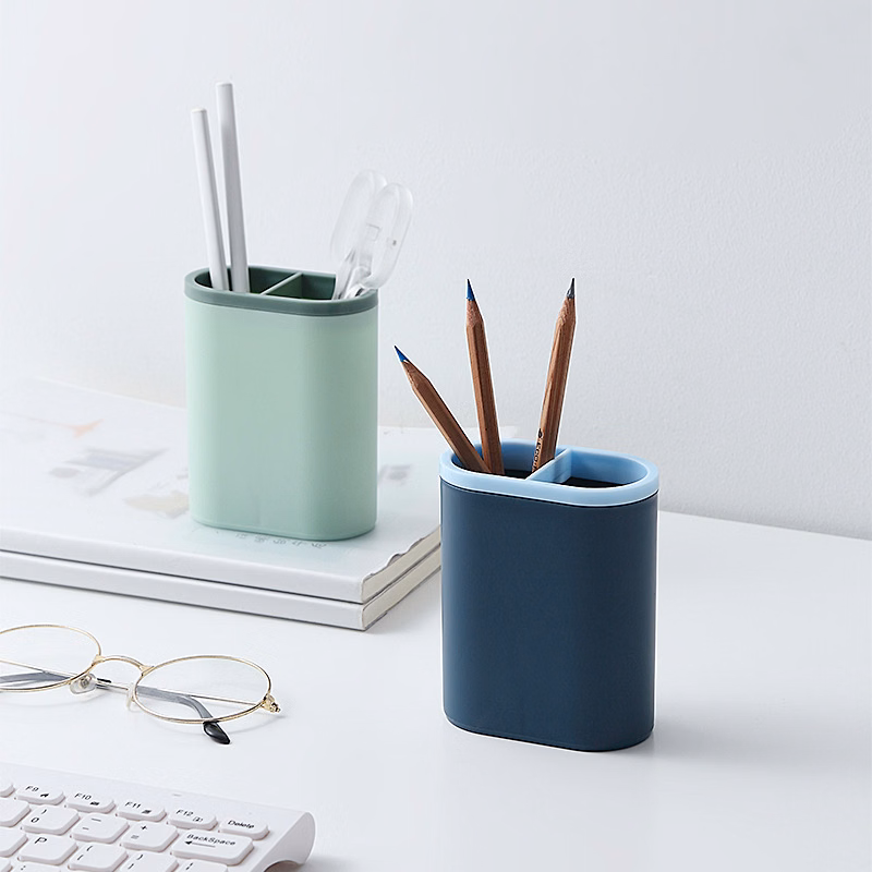 Pen Holder