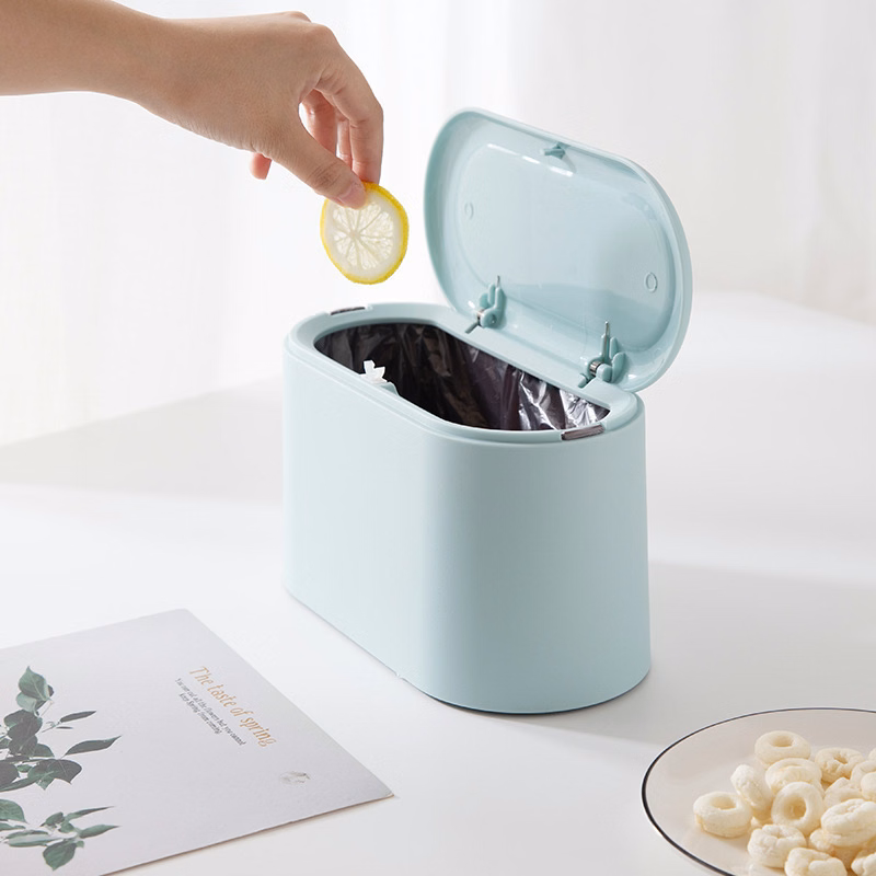 Mini Trash Can with Lid