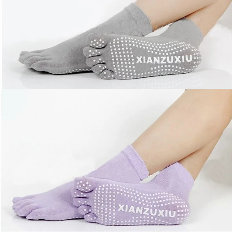 SPORTING FITNESS Yoga Socks 1
