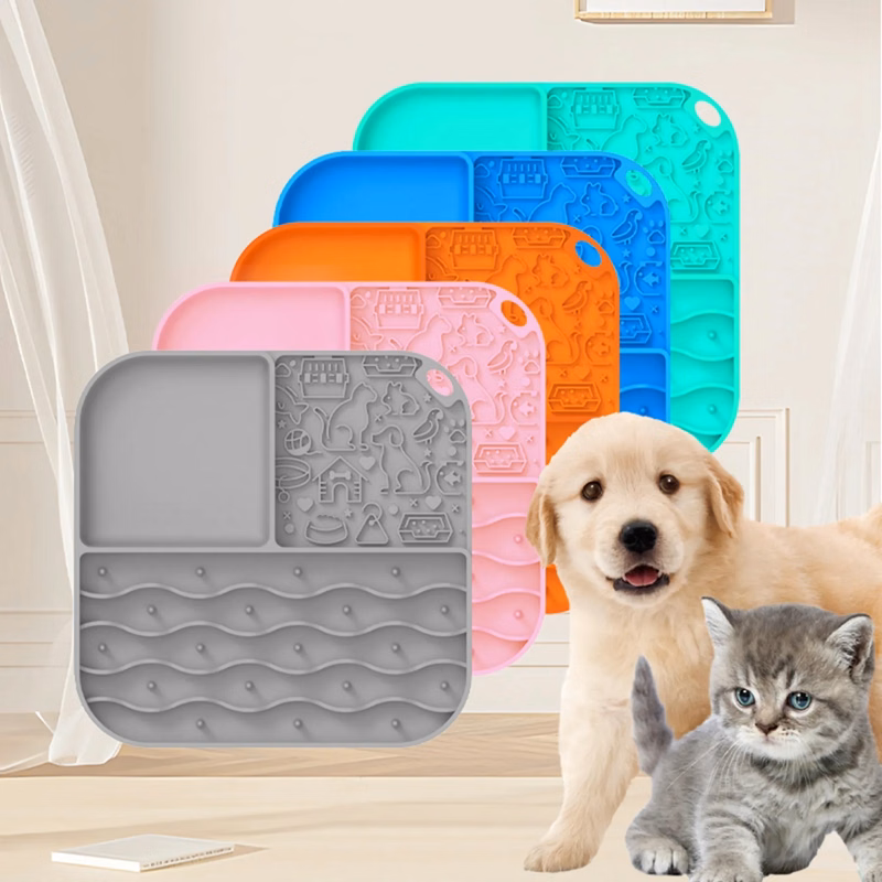 4 Compartments Square Silicone Slow Pet Feeder