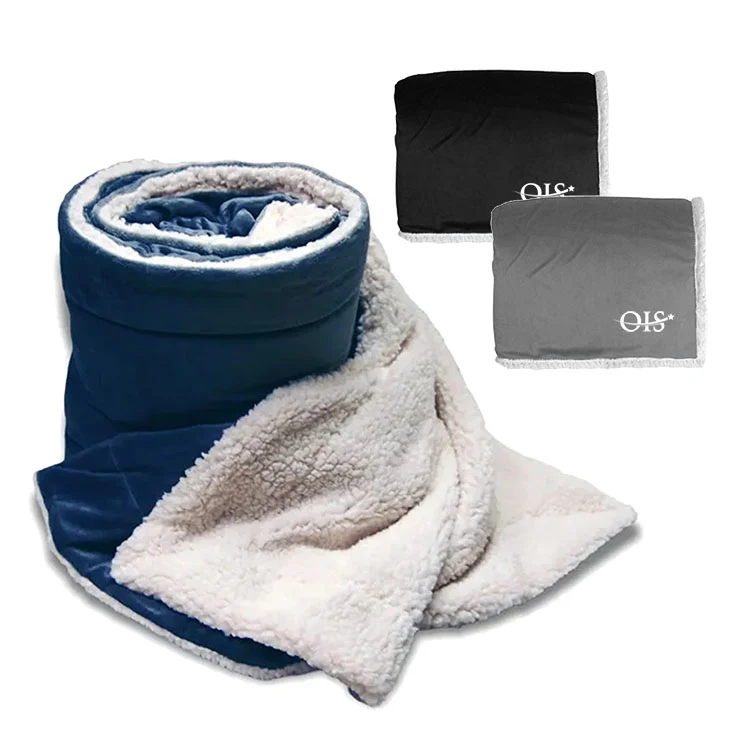 100% Recycled RPET Outer Shell & Lamb Cashmere Liner Blanket 1