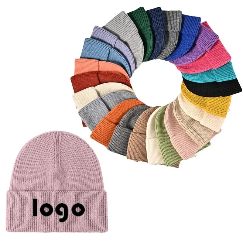 Embroidered warm knit hat 1