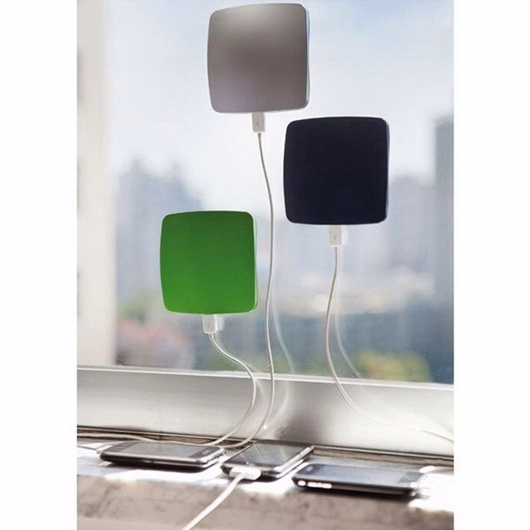 Absorptive Solar Charger/ Power Bank