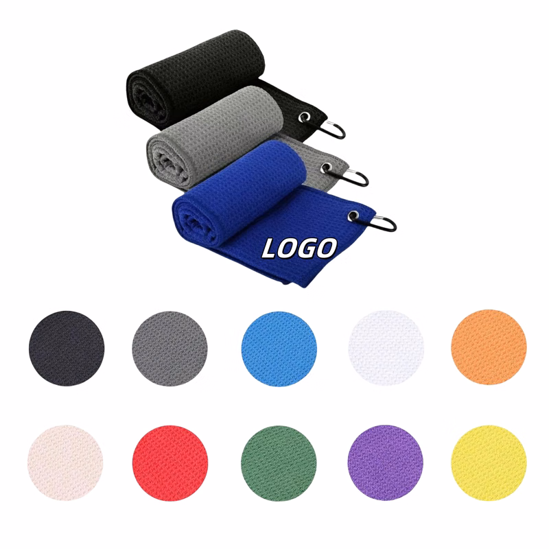 Golf towel with mountain buckle