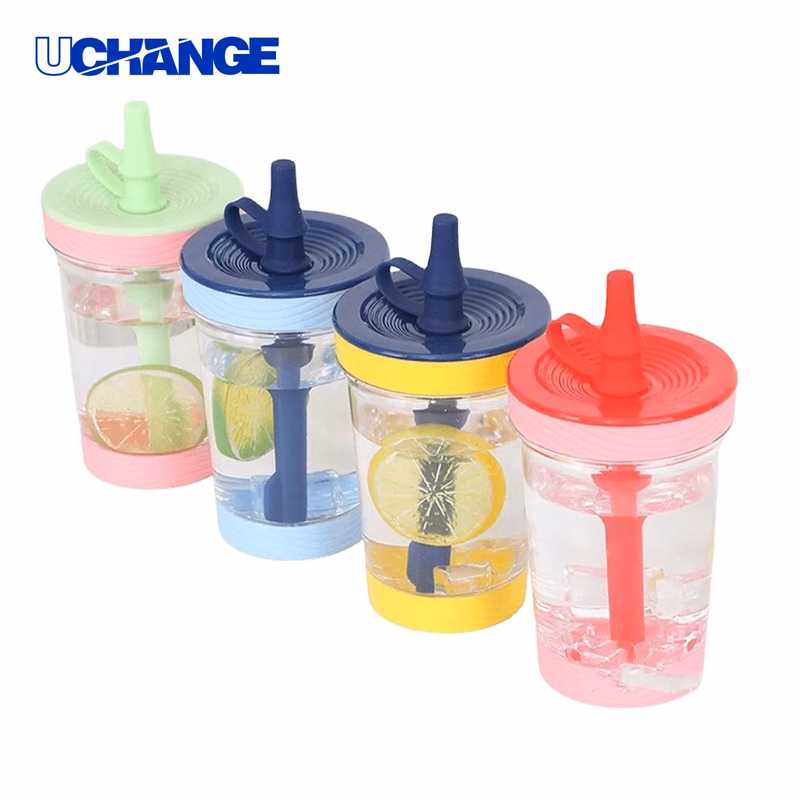 Plastic Cup Container with Straw and Lid (17 Oz)
