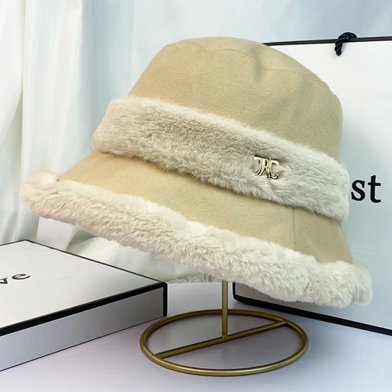 Cozy Faux Fur Bucket Hat for Winter Fashion 1