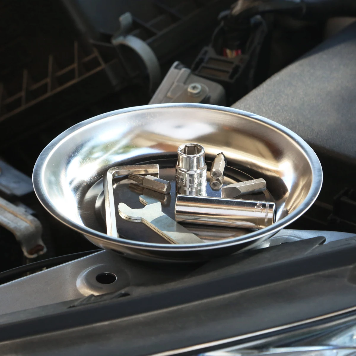 PartSaver Stainless Magnetic Bowl 1