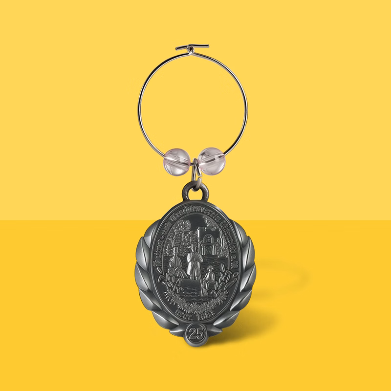 Die Cast Wine Charms 0.75"