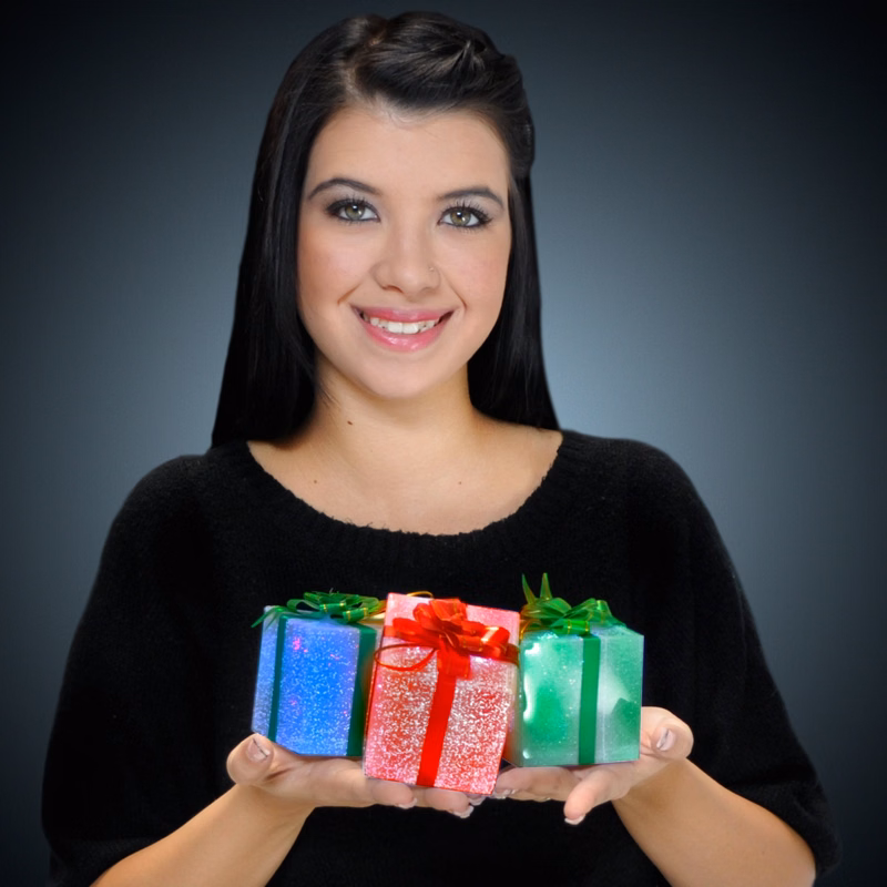 Large light up gift box ornament (slow color change)