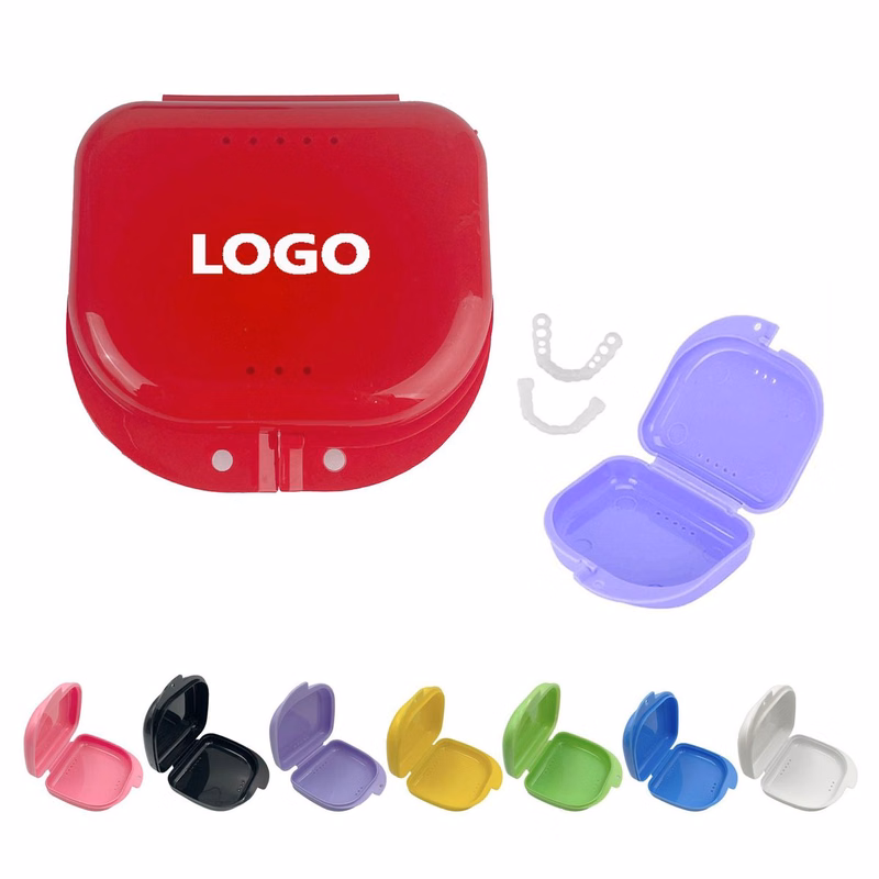 Retainer Case With Vent Holes