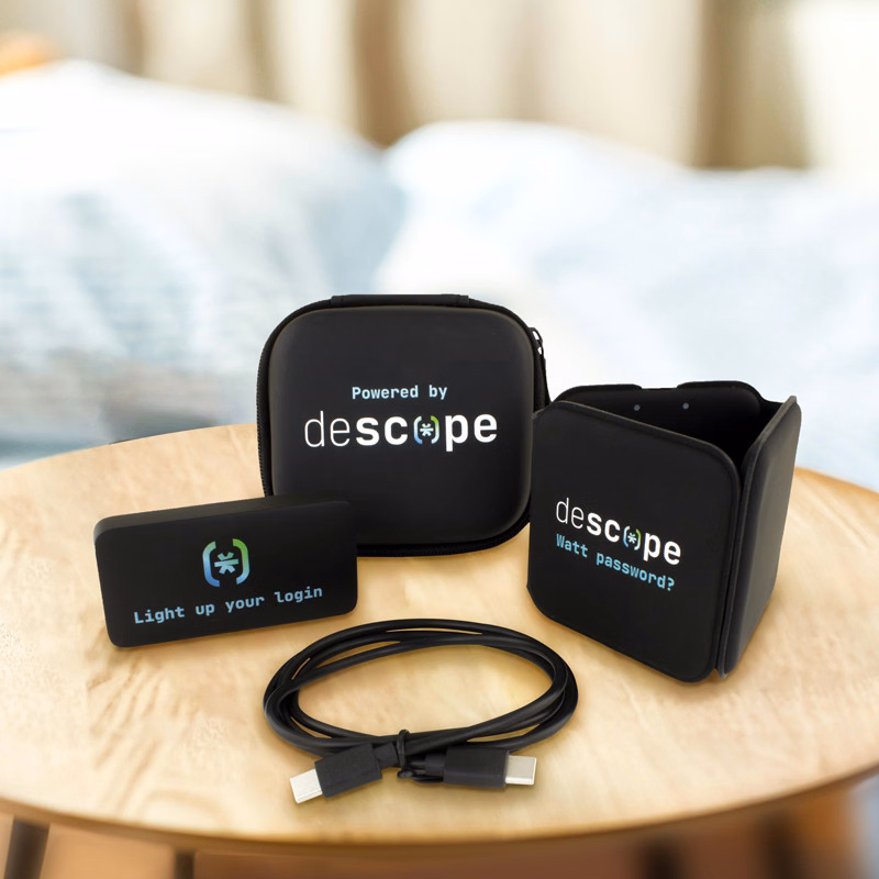Chi-Charge Stack and Wall Charger in Zipper Case