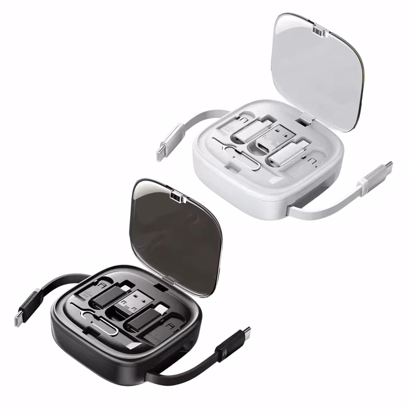 The Traveler Retractable USB Cable Set