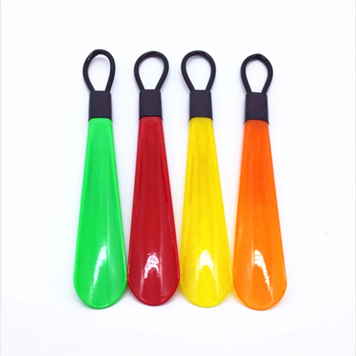 Inexpensive Plastic Shoe horn 1