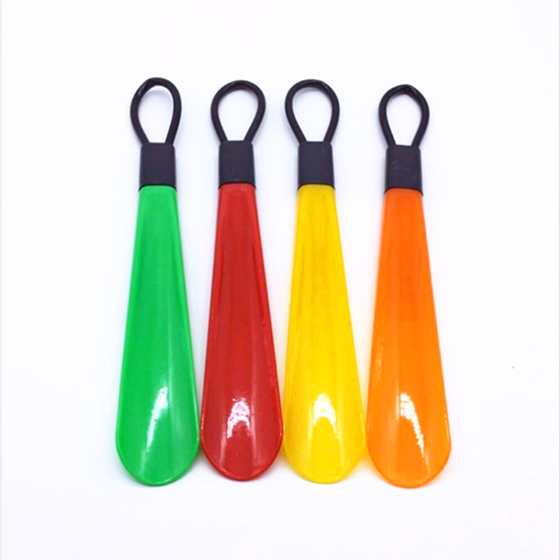 Inexpensive Plastic Shoe horn