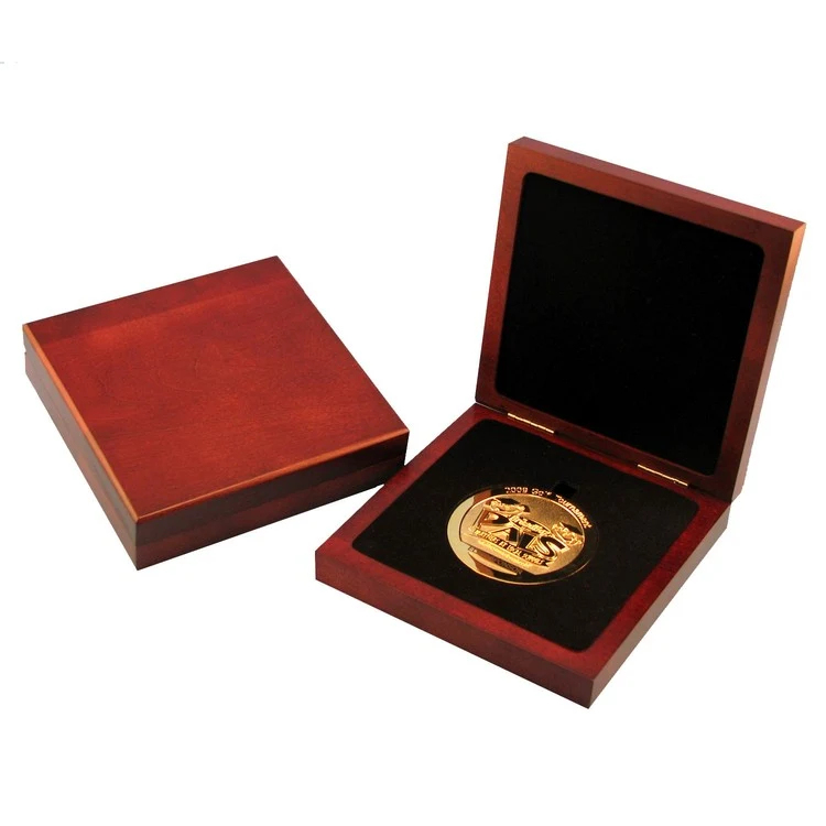 Medallion Box, 6.13 x 6.13 x 1.50" 1