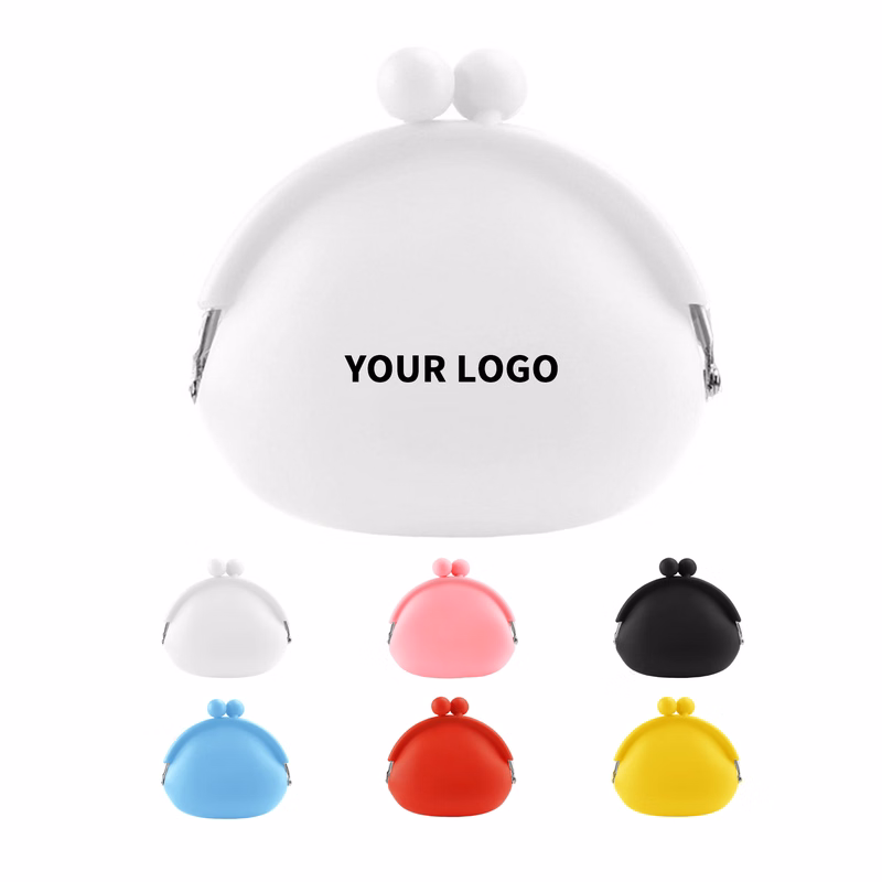 Silicone Pet Treat Pouch With Button Clip 3.7" x 3.5"