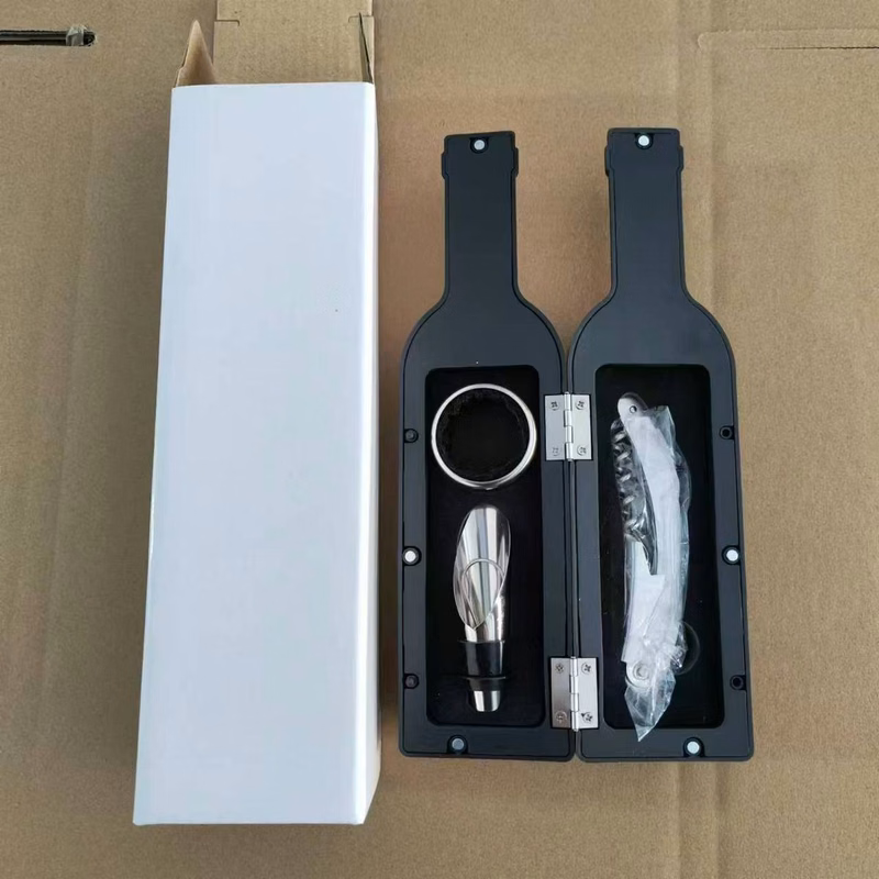 3 Piece Wine Tool Set In Bottle Shape Black Case