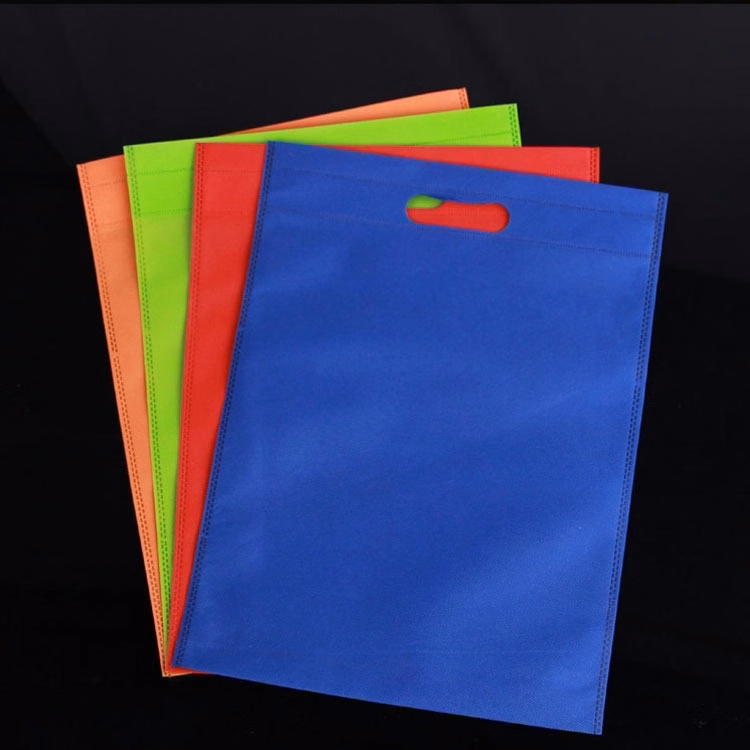 Non-Woven Die-cut Handle bag 15*18"