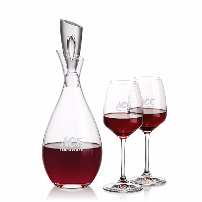Juliette Decanter & Oldham Wine