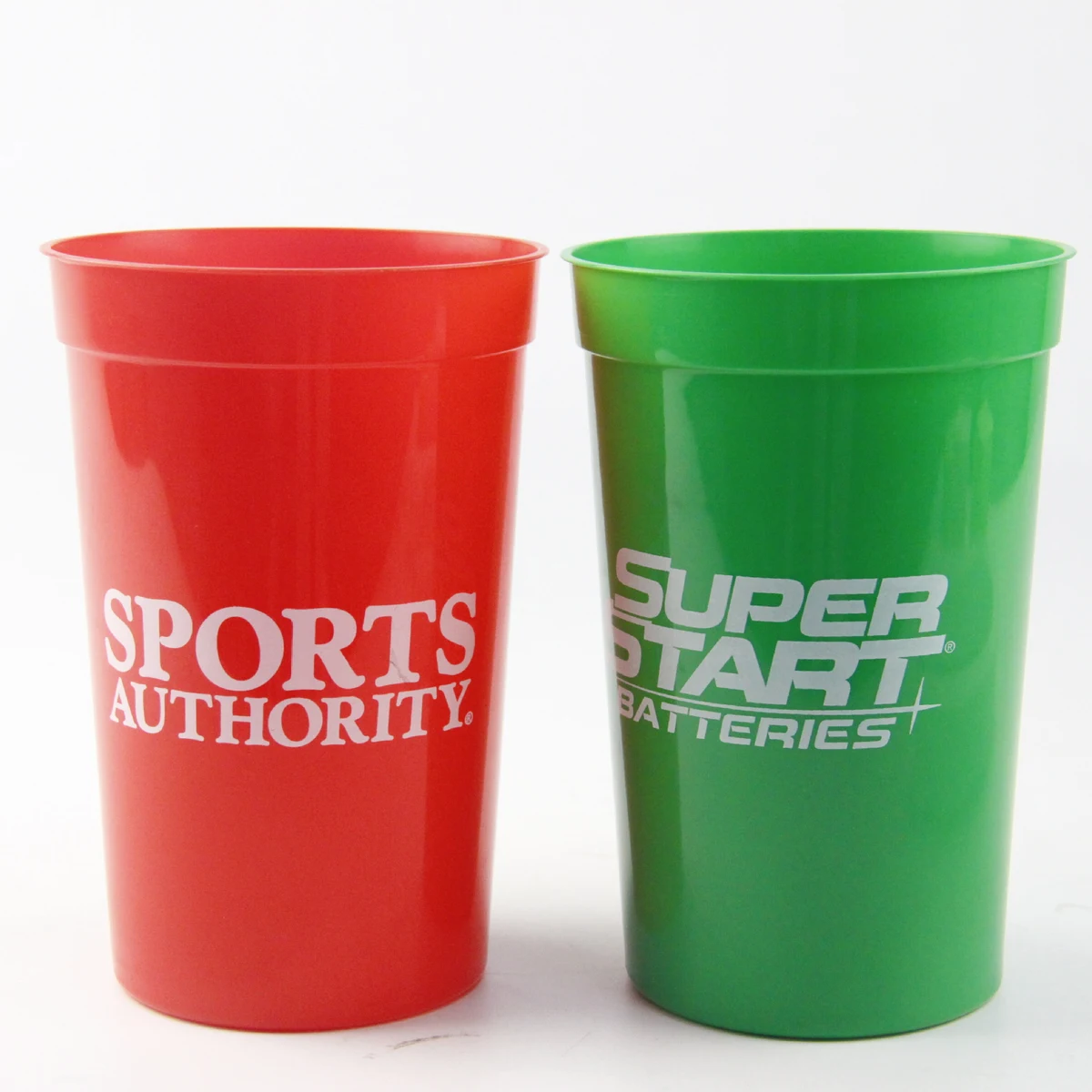 16oz. Plastic Stadium Cup 1